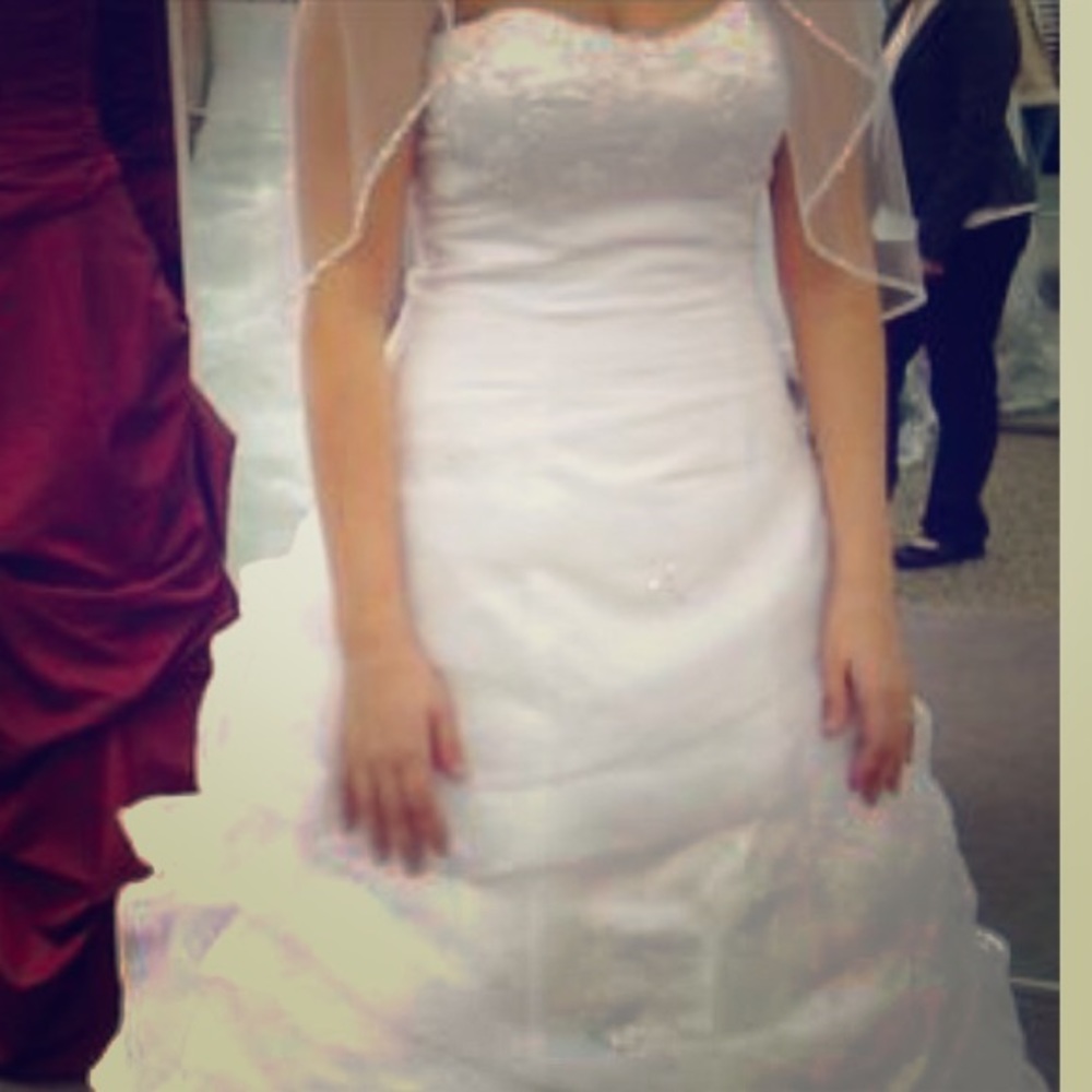 Wedding dress